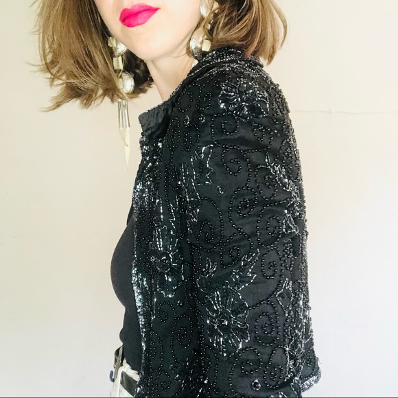 🔥SOLD🔥✨HP✨70s VTG Black Beaded Silk Cropped Bolero Jacket - Picture 3 of 5